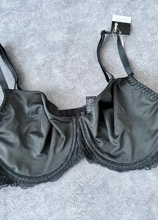 Нижня білизна, бюстгальтер, ліфчик