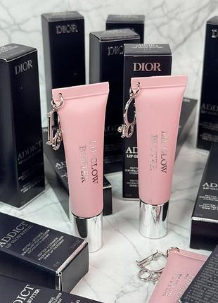 Блиск-бальзам для губ dior addict lip glow butter у відтінку 101 glazed pink.