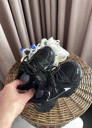 Кросівки дитячі 2