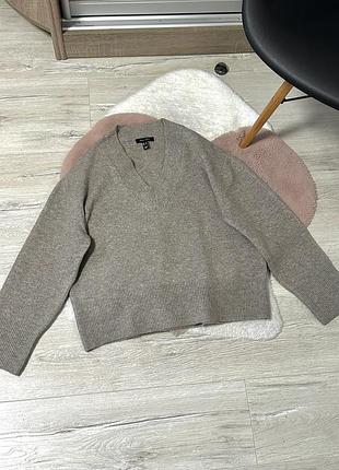 Светрик від new look