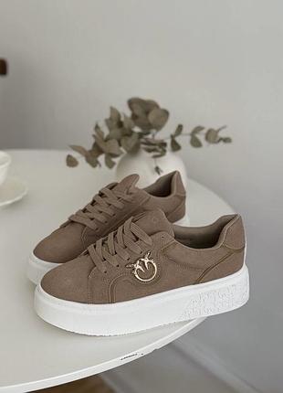 Жіночі замшеві кросівки pinko