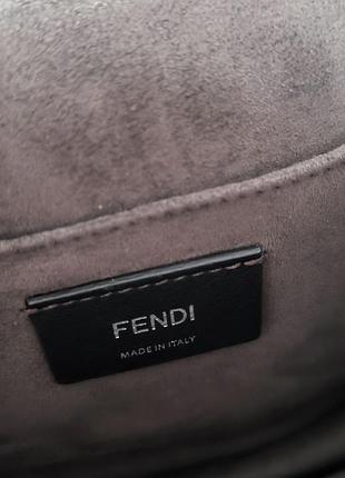 Сумка fendi из натуральной кожи с серебристой фурнитурой 100% оригинал
