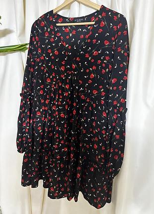 Красиве коротке плаття