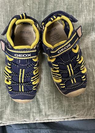 Дитячі сандалі geox