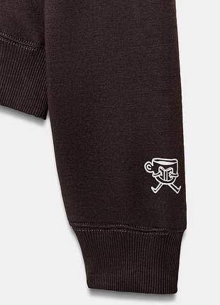 Свитшот с принтом и надписью 5