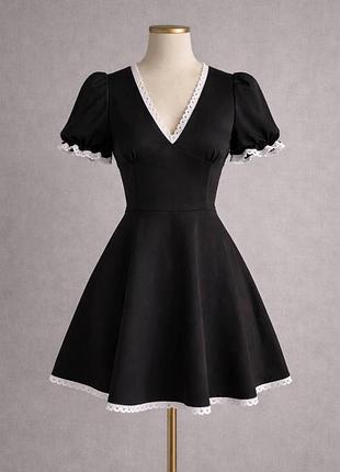 Гарна жіноча сукня!