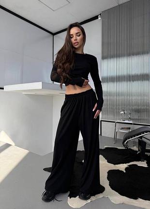 Женский костюм