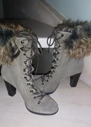 Janet sport (італія)-елегантні ботільйони р. 37 (23,5 см)