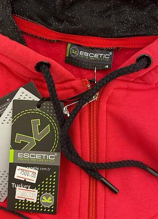 Спортивная кофта с капюшоном escetic 3