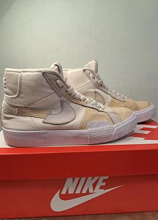 Кеди nike (23.5 cm) біло-бежеві