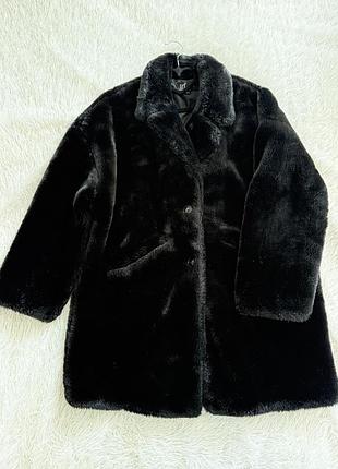 Шубка з екохутра zara trf collection