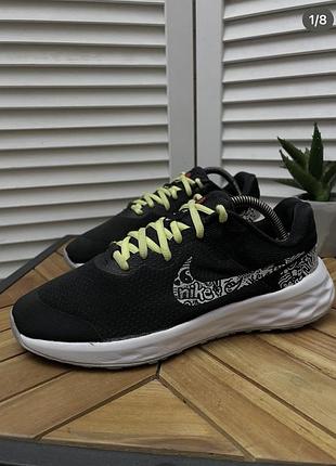Кросівки nike