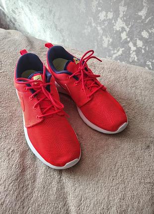 Кроссовки 40.5р.