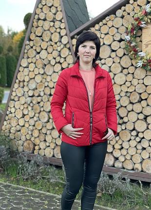 Куртка женская весенняя красная, размер м
