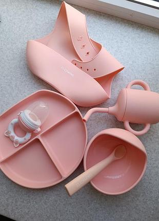 Силіконовий посуд для годування