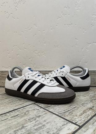 Adidas samba