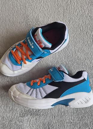 Кроссовки 34р.