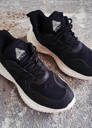 Кроссовки 42 размера