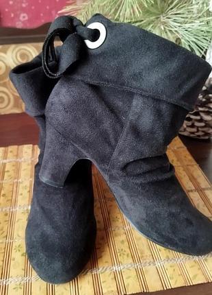 М'які замшеві напівчоботи "taxi" р.40 устілка 25,5 см.