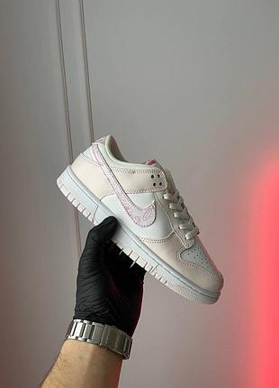 😍 жіночі кросівки nike dunk low essential paisley pack pin