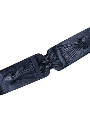 Широкий кожаный ремень