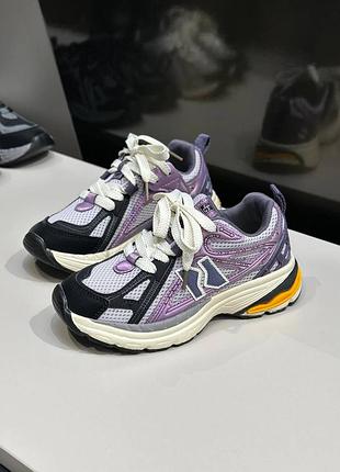 Стильні кросівки для дівчинки 6