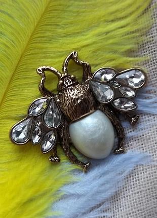 Шикарна брошка муха у стилі_gucci