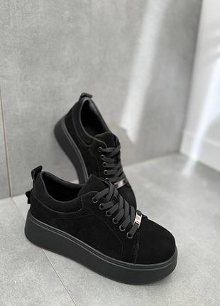 Кросівки жіночі замшеві