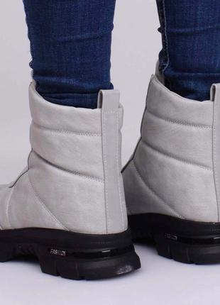 Стильные серые зимние ботинки на молнии низкий ход короткие3 фото