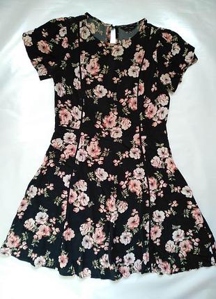 Сукня у квітковий принт