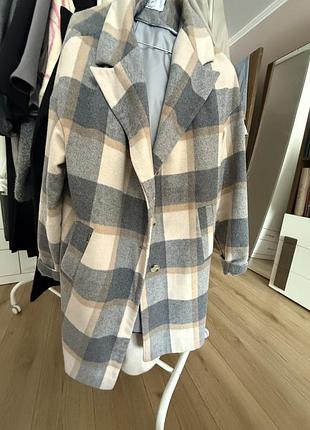 Пальто 44 р. 70% вовна