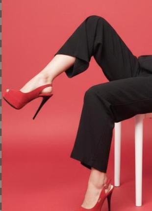 Элегантные босоножки