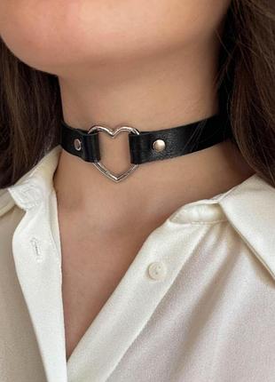 Чокер готичний з серцем 🖤екошкіра чорний рок-панк байкерський стильний модний новий для жінок для дівчат
