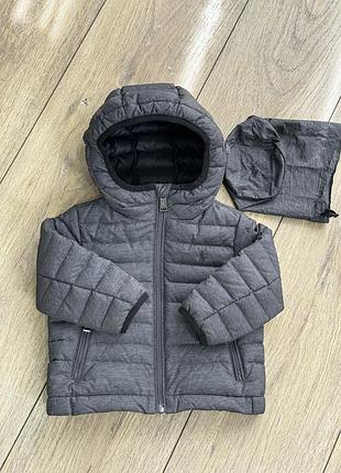 Пуховик дитячій сірий з капюшоном від бренду ralph lauren на вік 12 місяців , 76 см.