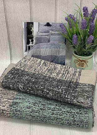 Комплект постільної білизни в євро розмірі 200х220 см