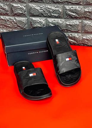 Tommy hilfiger черные мужские шлепанцы/ томы хилфигер черное мужское шлепанцы/ в последнем размере 40
