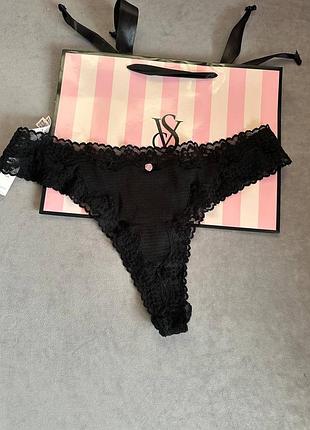 Зручні бавовняні з мереживом чорні трусики оригінал вікторія секрет