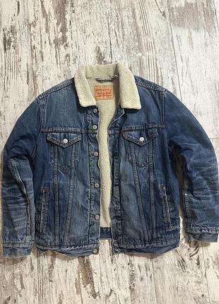 Джинсовка levis з хутром