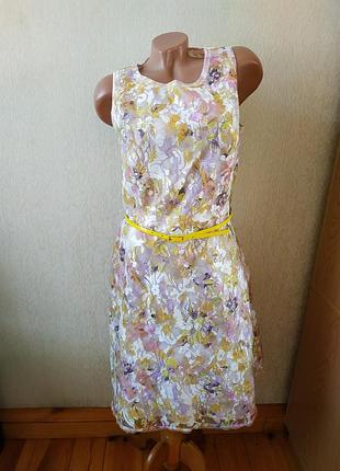 Платье в цветы