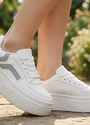 Кросівки жіночі білі т1958