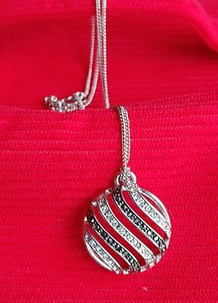 Кулон с цепочкой