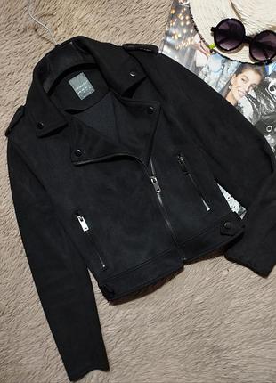 Красивая черная куртка косуха/курточка/ветровка/пиджак/жакет