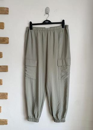 Легкі брюки джоггери