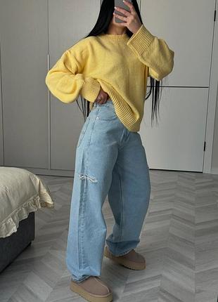 Стильні джинси труби