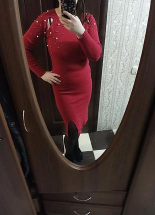 Плаття червоне