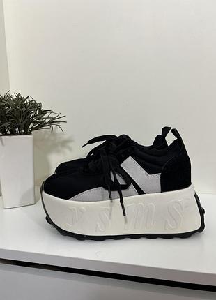 Нові чорні кросівки кроссовки на високій платформі розмір 35