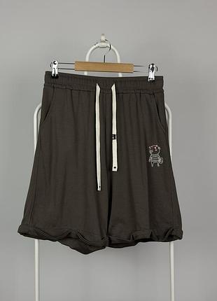 Шорти у кольорі хакі з котиком