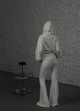 Костюм кльош мода нулевих