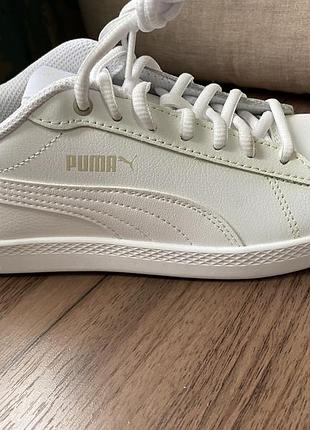 Продам кросівки жіночі