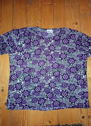 Нарядная футболка
